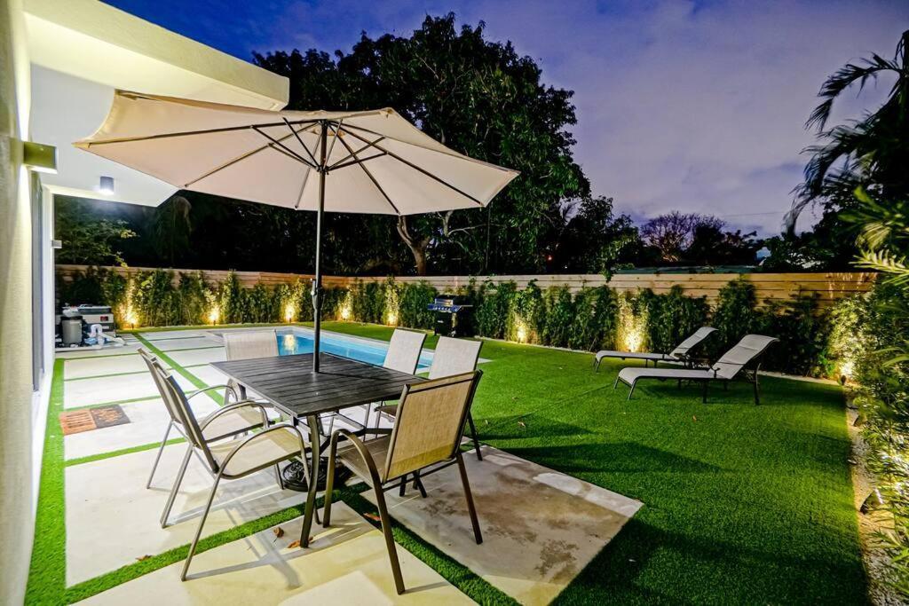 Design House -Heated Pool -Big Yard -Gated Parking Villa Miami Ngoại thất bức ảnh