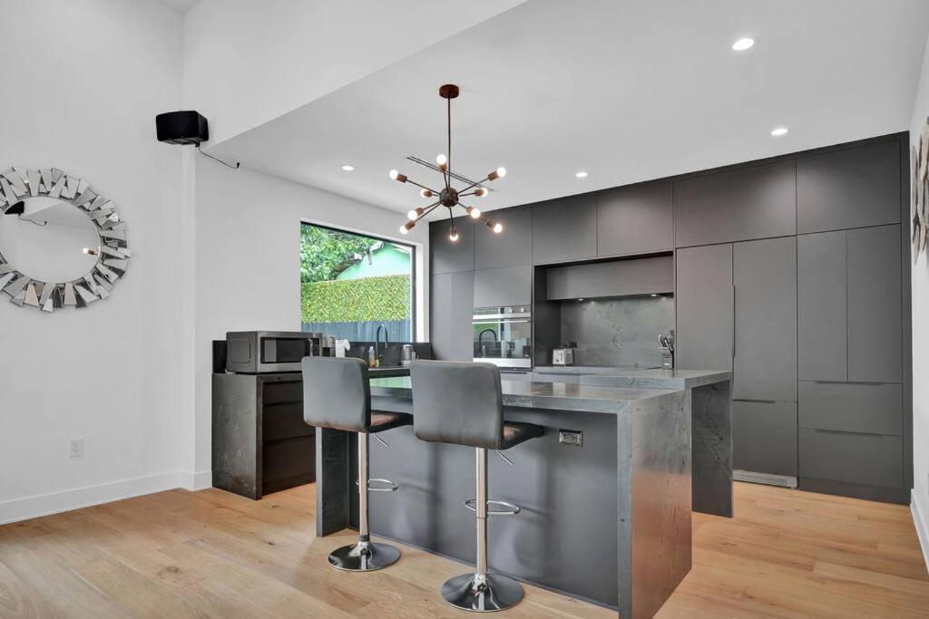 Design House -Heated Pool -Big Yard -Gated Parking Villa Miami Ngoại thất bức ảnh