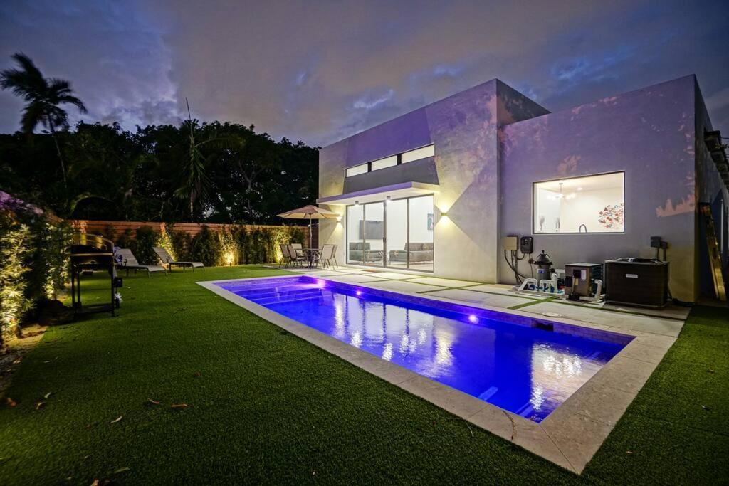 Design House -Heated Pool -Big Yard -Gated Parking Villa Miami Ngoại thất bức ảnh